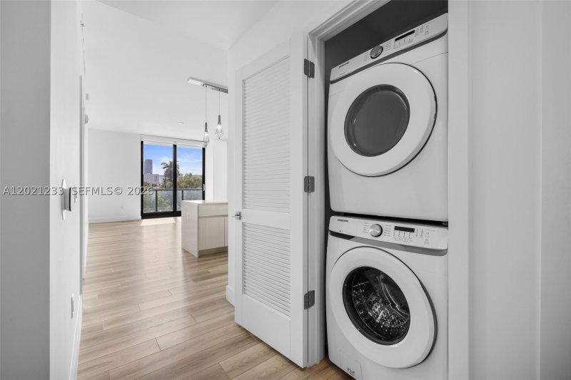 Apartment for rent at Mondrian Hallandale 506