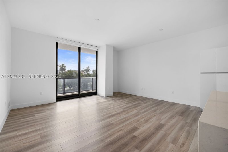 Apartment for rent at Mondrian Hallandale 506