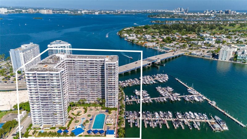 Comprar apartamento en Grandview Palace 623