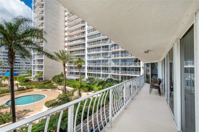 Comprar apartamento en Grandview Palace 623