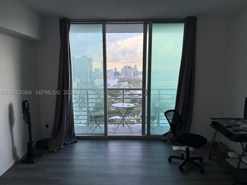 Alquiler de apartamento en One Miami East Tower 3620