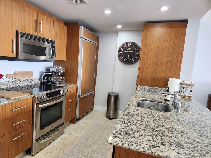 Apartment for rent at Harbour House 824