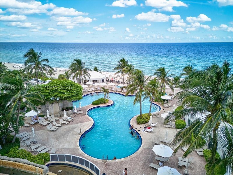 Condo for sale at Trump International Sonesta Beach Resort 2010