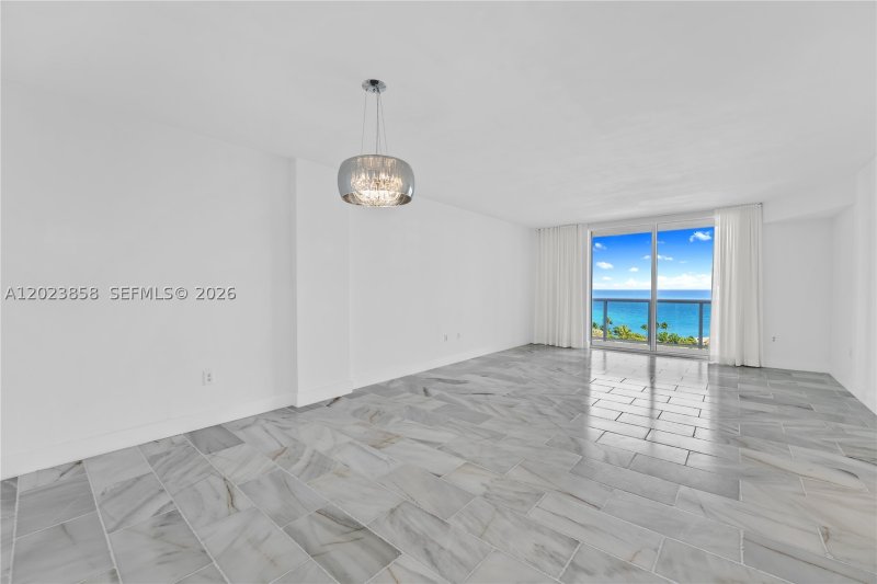 Comprar apartamento en Harbour House 1035