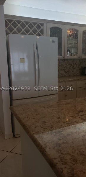 Apartment for rent at Sea Air Towers 1208