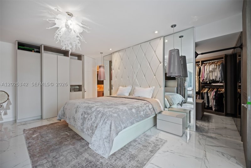 Condo for sale at Beach Club Three 310