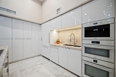 Comprar apartamento en Beach Club Three 310