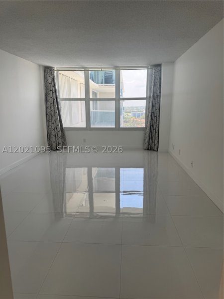 Condo for sale at Hallmark of Hollywood 1725