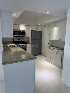 Comprar apartamento no Hallmark of Hollywood 1725
