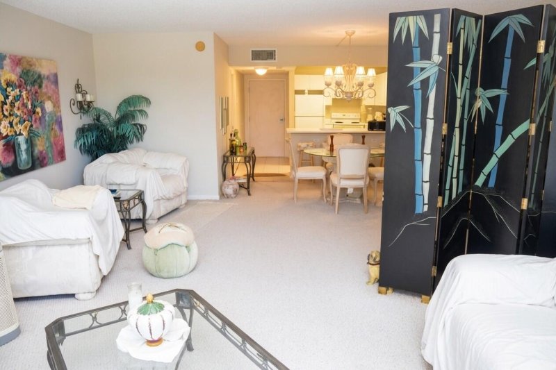 Alquiler de apartamento en Roney Palace 336