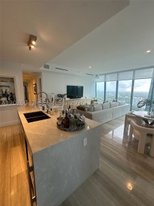Comprar apartamento en Echo Brickell 3804