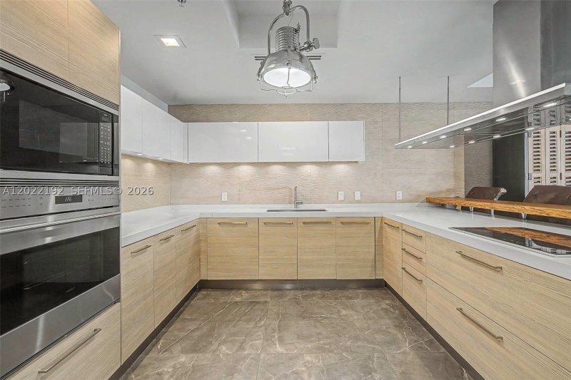 Condo for sale at Marina Palms Yacht Club 1405/07