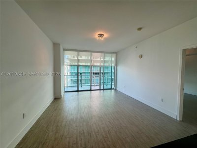 Comprar apartamento no Axis on Brickell South Tower 3509-S