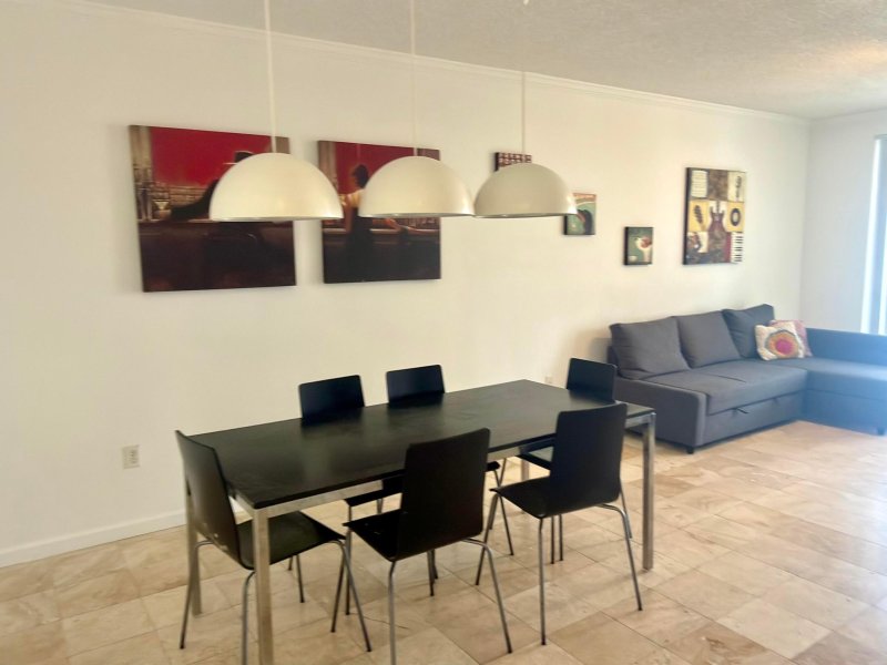 Condo for sale at Porto Bellagio 1911
