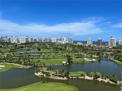 Comprar apartamento en Turnberry On The Green 2313