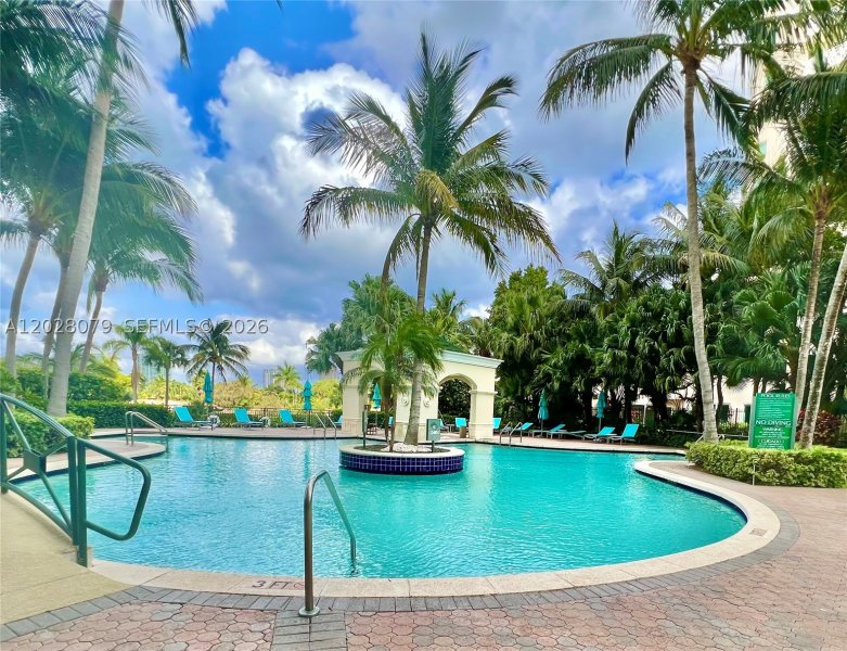 Condo for sale at Turnberry On The Green 2313