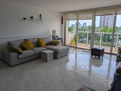 Comprar apartamento en Parker Tower 410