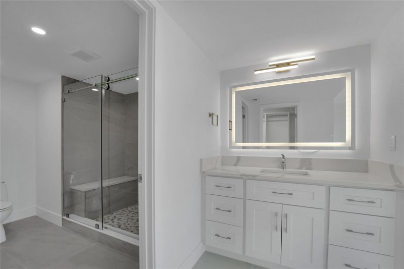 Apartment for rent at Playa Del Mar 511
