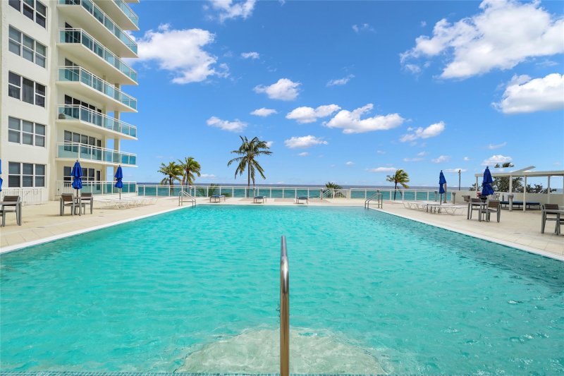 Apartment for rent at Playa Del Mar 511
