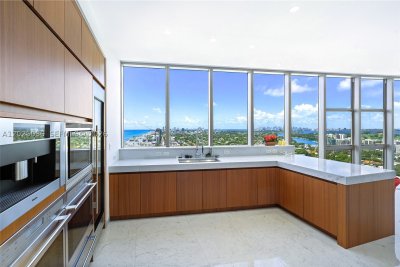 Comprar apartamento en St Regis Bal Harbour South 2001S