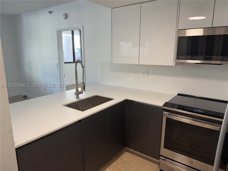 Condo for sale at Brickell Key Two 410