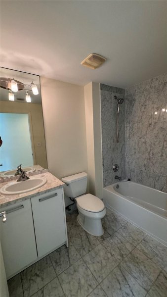 Condo for sale at Vizcayne South Tower 3208