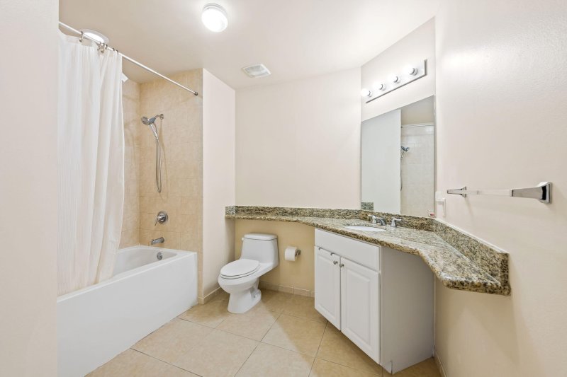 Condo for sale at Alaqua 536