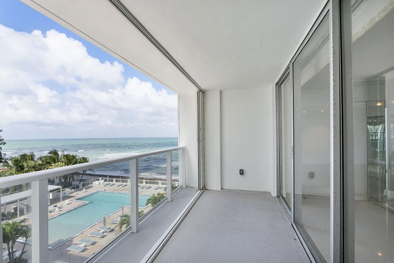 Condo for sale at Aquarius Towers 602s