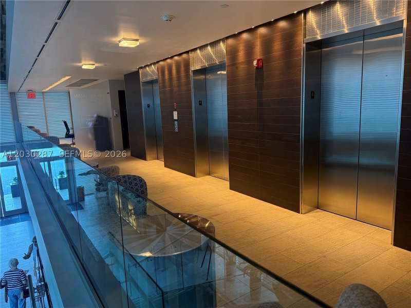 Condo for sale at Sole 1406