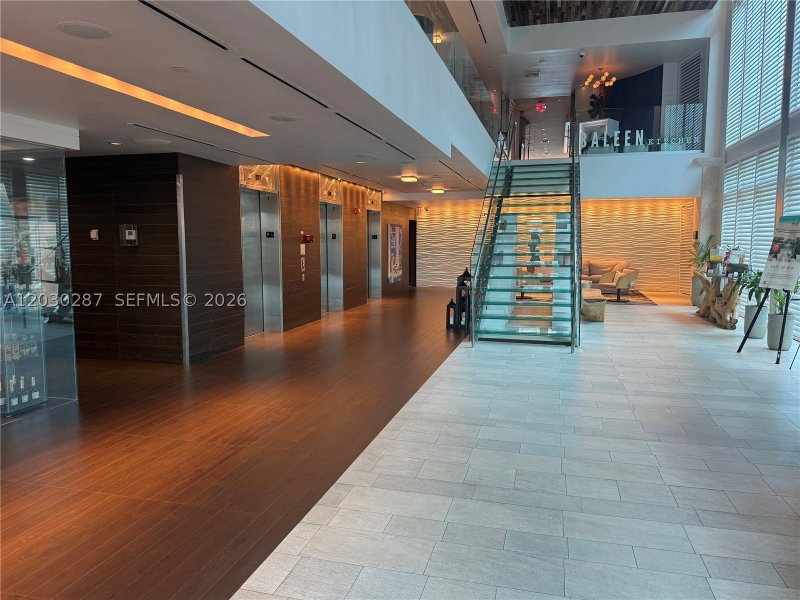 Condo for sale at Sole 1406
