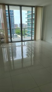 Comprar apartamento no Axis on Brickell North Tower 2718-N