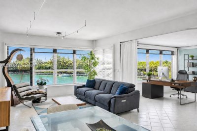 Comprar apartamento en Blair House 3-C