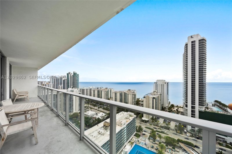 Hyde Beach House Apt #R2307