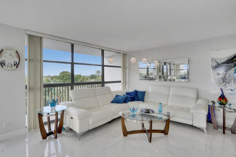 Condo for sale at Towers of Oceanview South 531