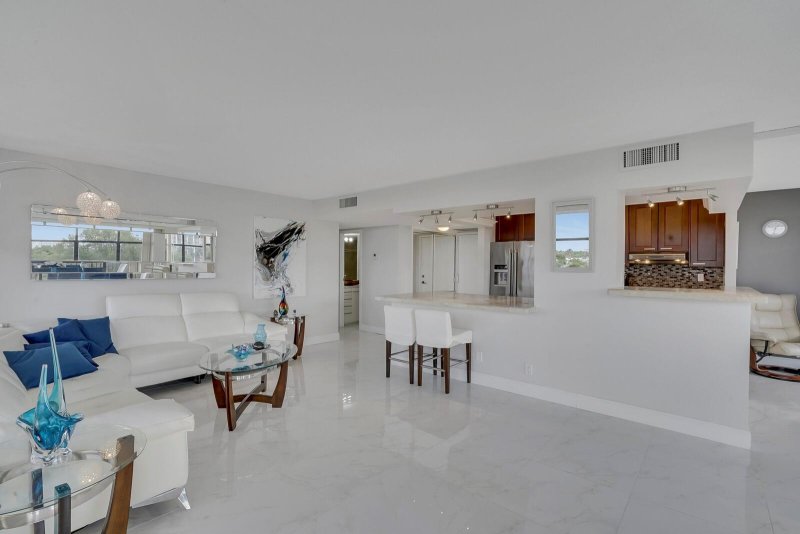 Condo for sale at Towers of Oceanview South 531
