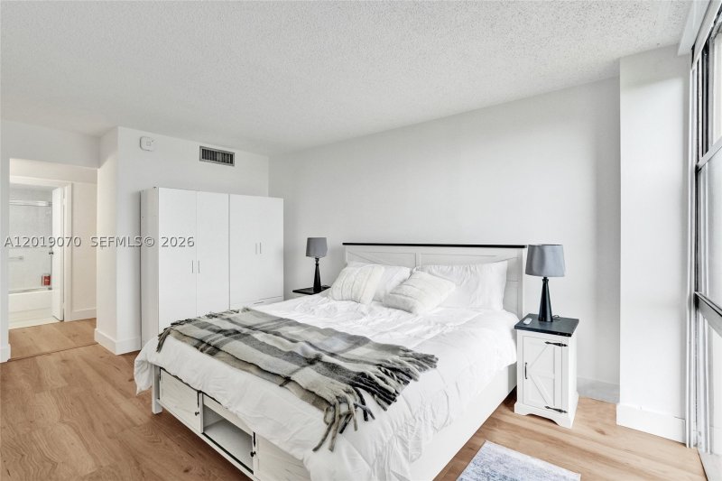 Comprar apartamento en Coronado I 1440