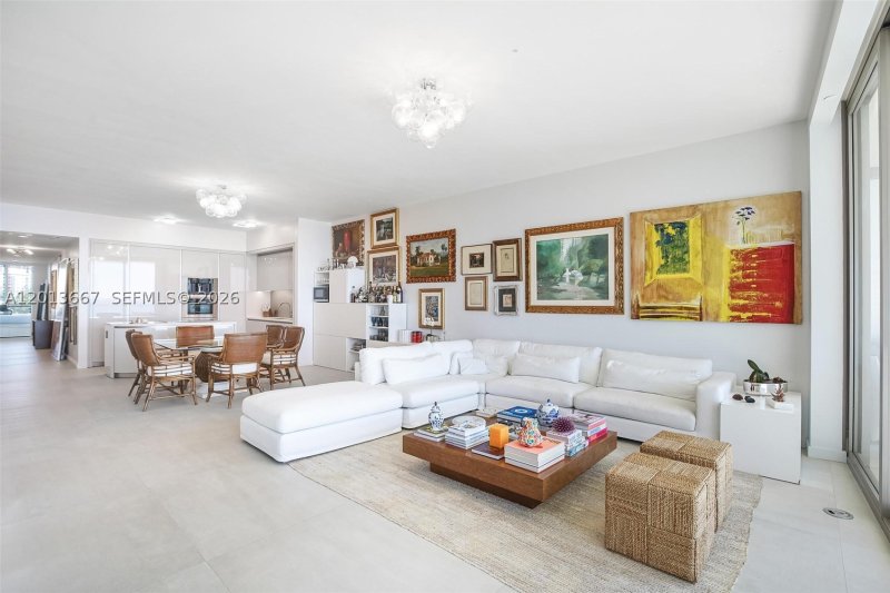 Condo for sale at Residences by Armani / Casa 501