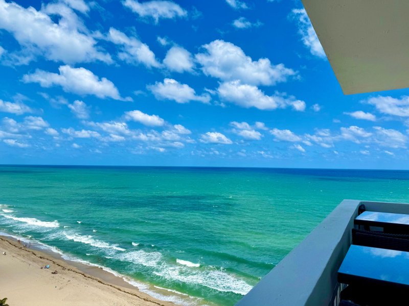 Apartment for rent at Galt Towers 14t