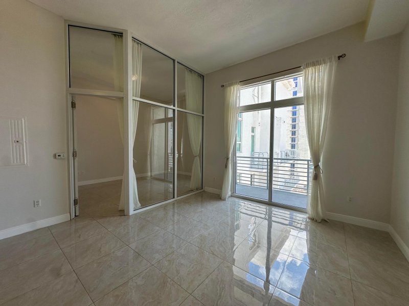 Apartment for rent at Loft Downtown I Uph06
