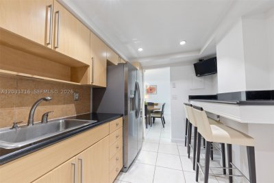 Comprar apartamento no Island Pointe 5E