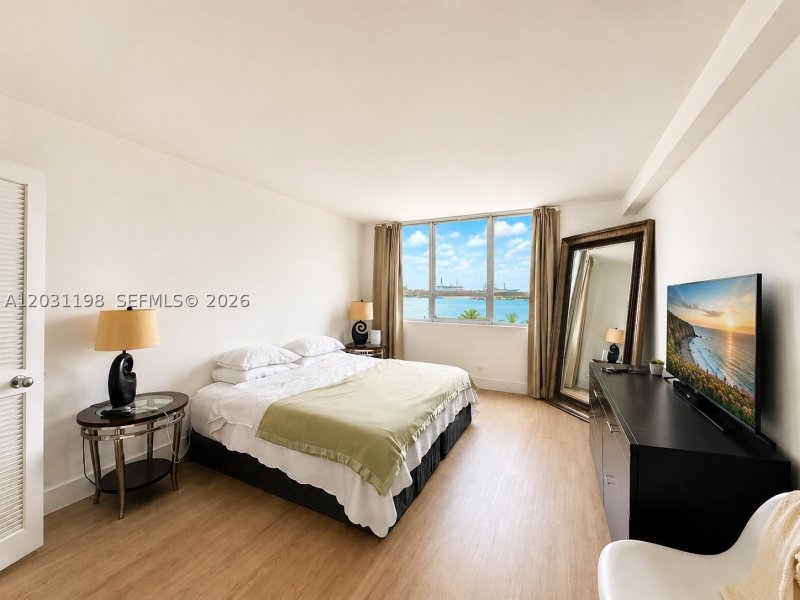 Apartment for rent at Flamingo 718S