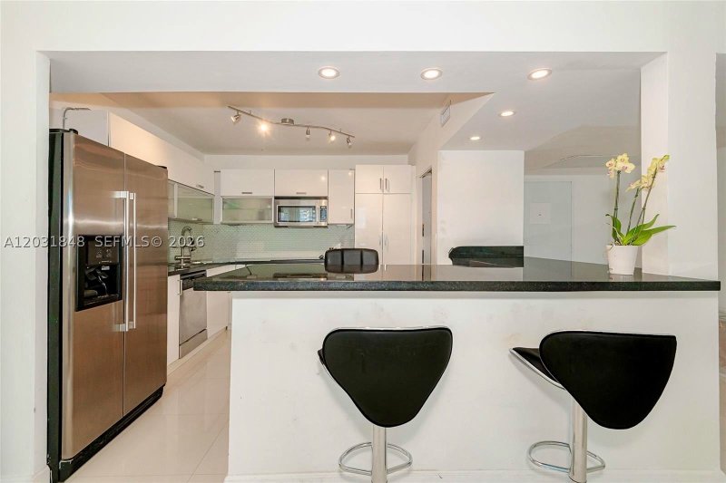 Condo for sale at King Cole 122