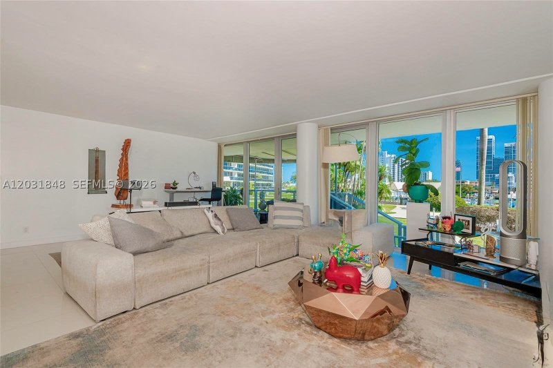 Condo for sale at King Cole 122