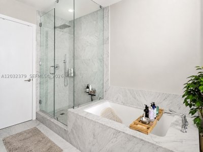 Comprar apartamento no Gran Paraiso 3705
