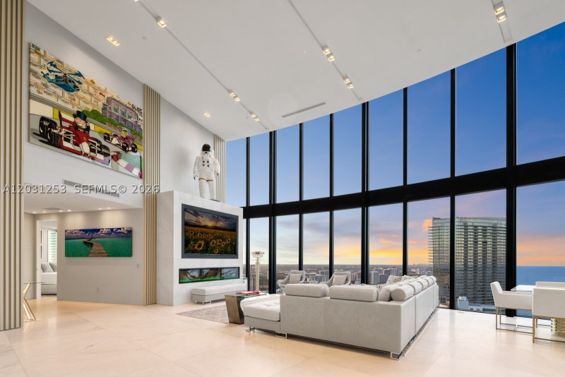 Condo for sale at Porsche Design Tower 4405