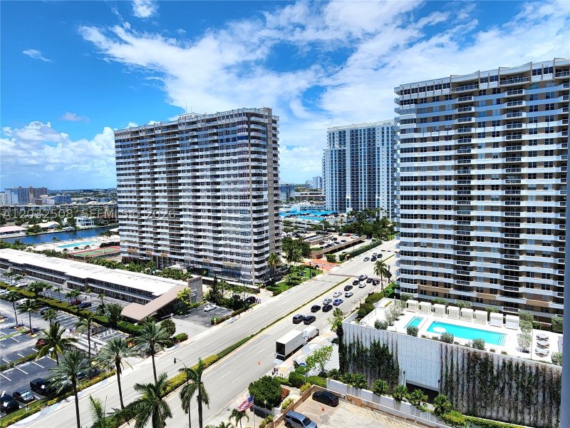 Apartment for rent at Parker Plaza Estates 1405