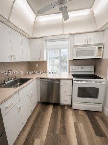 Aluguel de apartamento no Avila Condo 516