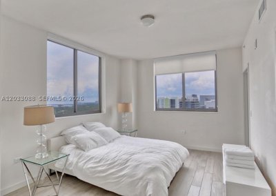 Comprar apartamento no Nine at Mary Brickell Village 2404