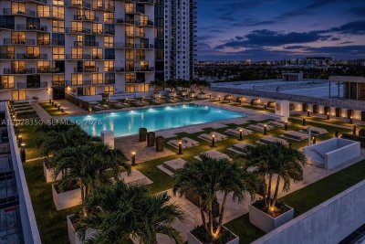 5252 Paseo Doral Apt #1410