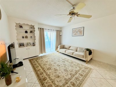 Comprar apartamento en Coastal Towers 309